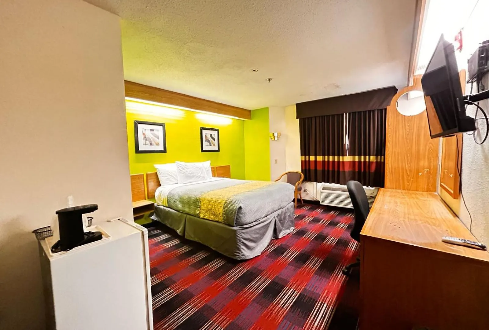 Classic Inn By Oyo I- 240 Near Memphis Airport Hotel