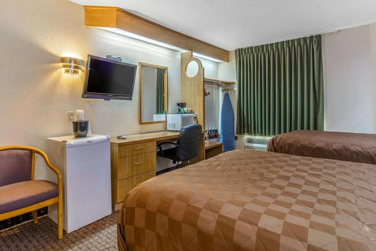 ** Hotel Classic Inn By Oyo I- 240 Near Memphis Airport United States