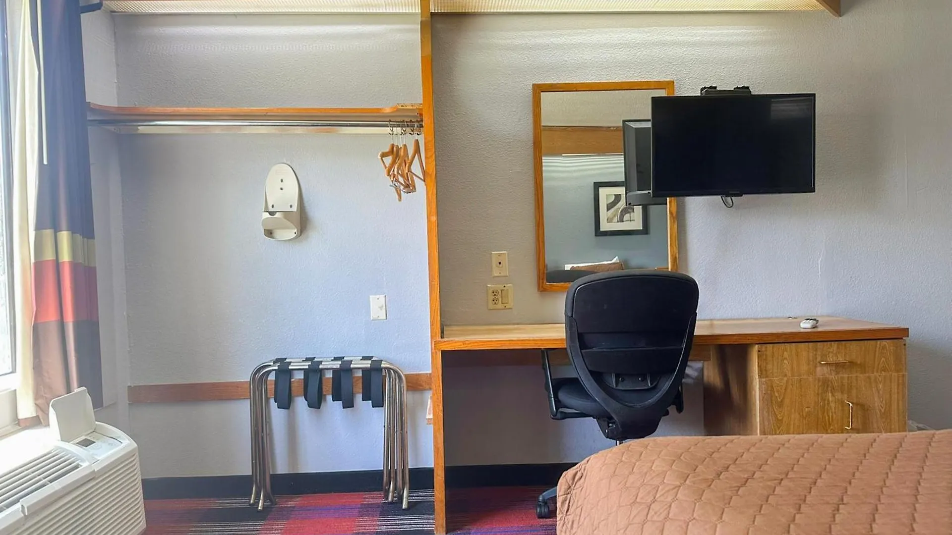 Classic Inn By Oyo I- 240 Near Memphis Airport Hotel